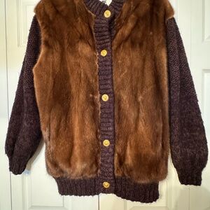 Kirschner vintage, brown, fur. Stunning lion embossed buttons. Size medium.